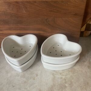 NEW Set of 4 Heart-Shaped White Ceramic cheese mold heart colanders